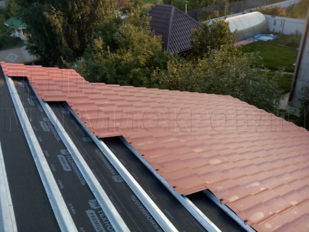 Металлочерепица Геркулес 8004 терракотовый Стальной Бархат от Центра Металлокровли в Волгограде
